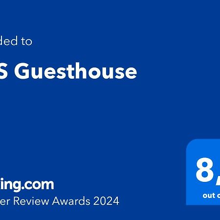 Aps Guesthouse 빈트후크 외부 사진